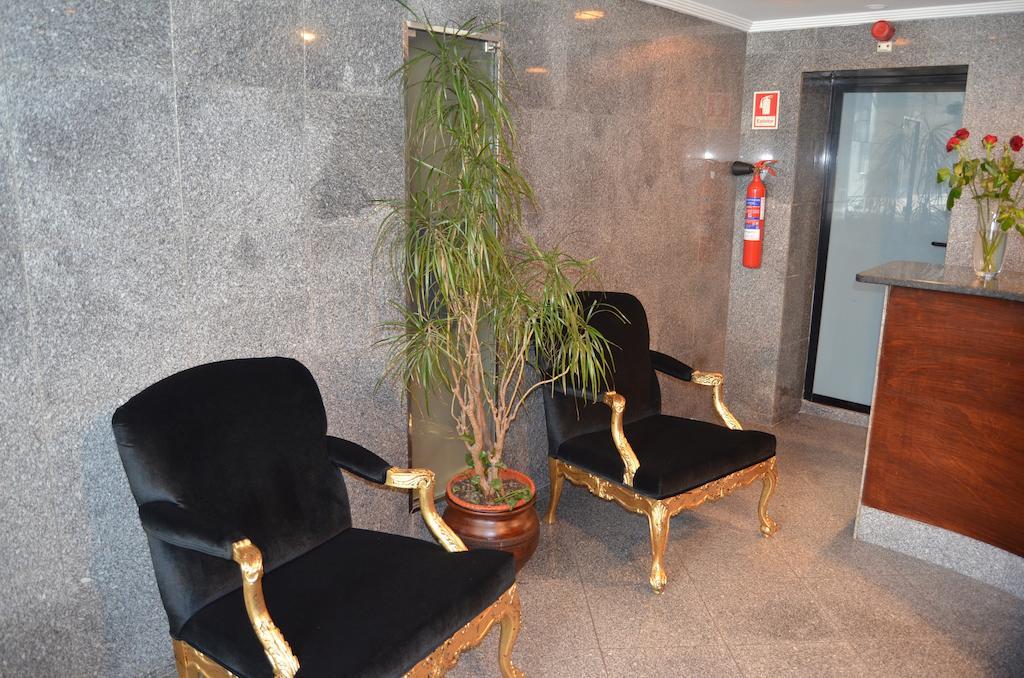 Residencia Filipe Hotel Guarda Bagian luar foto